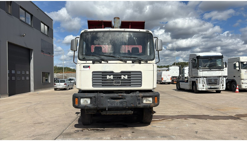 MAN 35.372 (MANUAL PUMP / 6 CYLINDER / BIG AXLE / STEEL SUSP.) - Kipper: das Bild 4 MAN 35.372 (MANUAL PUMP / 6 CYLINDER / BIG AXLE / STEEL SUSP.) - Kipper: das Bild 4