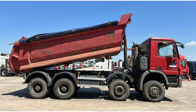 Mercedes-Benz Actros 4141 (8X6 / LAMES / STEEL / BIG AXLE / GRAND PONT / TAMBOURS / MANUAL GETRIEBE / MANUAL GEARBOX) - Kipper: das Bild 5 Mercedes-Benz Actros 4141 (8X6 / LAMES / STEEL / BIG AXLE / GRAND PONT / TAMBOURS / MANUAL GETRIEBE / MANUAL GEARBOX) - Kipper: das Bild 5
