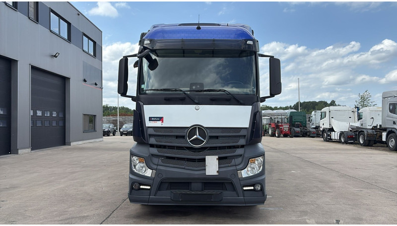 Mercedes-Benz Actros (BE TRUCK / TOP CONDITION / LIFT / AIRCO / BOX 8.06X2.47X2.62) - Koffer LKW: das Bild 2 Mercedes-Benz Actros (BE TRUCK / TOP CONDITION / LIFT / AIRCO / BOX 8.06X2.47X2.62) - Koffer LKW: das Bild 2
