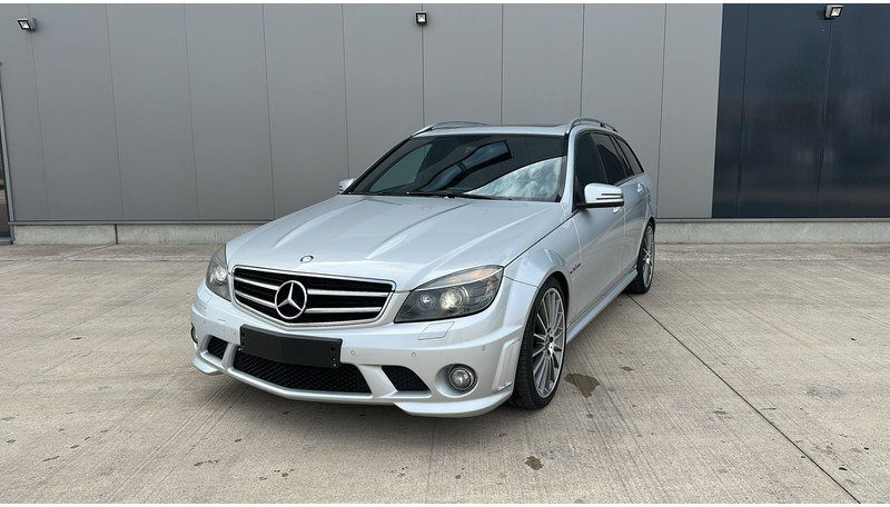 Mercedes-Benz C-Klasse 63 AMG (LICHTE VRACHT / BELGISCHE WAGEN / V8 / OPEN DAK) - Kombi: das Bild 1 Mercedes-Benz C-Klasse 63 AMG (LICHTE VRACHT / BELGISCHE WAGEN / V8 / OPEN DAK) - Kombi: das Bild 1