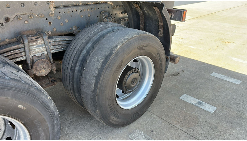 Kipper Mercedes-Benz actros 3340 (EPS / 6X6 / 3 PEDALES / LAMES / GRAND PONT / BIG AXLE / TRES PROPRE): das Bild 11