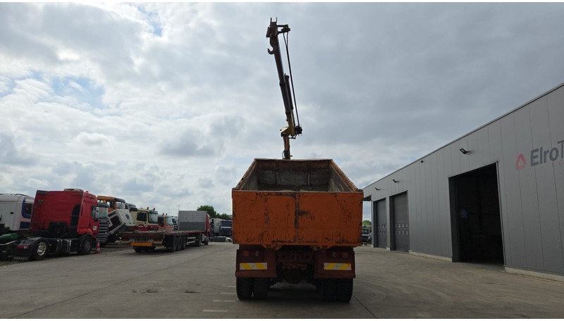 Renault G 300 Manager (POMPE MANUELLE / GRUE COPMA 90.2 / LAMES / 6X4 / GRAND PONT) - Kipper, Autokran: das Bild 5 Renault G 300 Manager (POMPE MANUELLE / GRUE COPMA 90.2 / LAMES / 6X4 / GRAND PONT) - Kipper, Autokran: das Bild 5