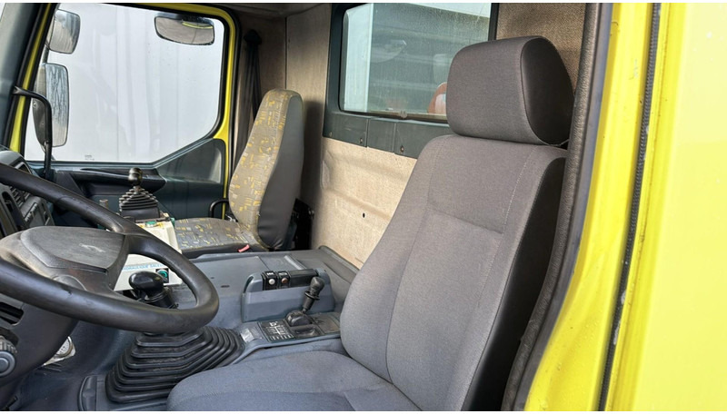 Leasing für Renault KERAX 340 (4X4 / CAMION FRANCAIS / PARFAIT ETAT / LAMES / BOITE ET POMPE MANUELLE / FRENCH TRUCK) Renault KERAX 340 (4X4 / CAMION FRANCAIS / PARFAIT ETAT / LAMES / BOITE ET POMPE MANUELLE / FRENCH TRUCK): das Bild 17 Leasing für Renault KERAX 340 (4X4 / CAMION FRANCAIS / PARFAIT ETAT / LAMES / BOITE ET POMPE MANUELLE / FRENCH TRUCK) Renault KERAX 340 (4X4 / CAMION FRANCAIS / PARFAIT ETAT / LAMES / BOITE ET POMPE MANUELLE / FRENCH TRUCK): das Bild 17