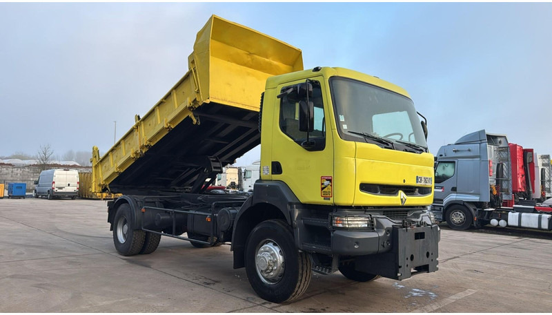 Renault KERAX 340 (4X4 / CAMION FRANCAIS / PARFAIT ETAT / LAMES / BOITE ET POMPE MANUELLE / FRENCH TRUCK) - Kipper: das Bild 2 Renault KERAX 340 (4X4 / CAMION FRANCAIS / PARFAIT ETAT / LAMES / BOITE ET POMPE MANUELLE / FRENCH TRUCK) - Kipper: das Bild 2
