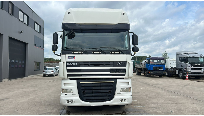 DAF 105 XF 460 (BOITE MANUELLE / MANUAL GEARBOX / CLEAN CONDITION / PROPRE) - Sattelzugmaschine: das Bild 2 DAF 105 XF 460 (BOITE MANUELLE / MANUAL GEARBOX / CLEAN CONDITION / PROPRE) - Sattelzugmaschine: das Bild 2