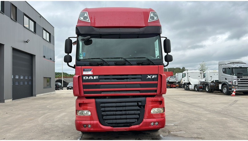 DAF 105 XF 460 (BOITE MANUELLE / MANUAL GEARBOX / TRES PROPRE) - Sattelzugmaschine: das Bild 2 DAF 105 XF 460 (BOITE MANUELLE / MANUAL GEARBOX / TRES PROPRE) - Sattelzugmaschine: das Bild 2