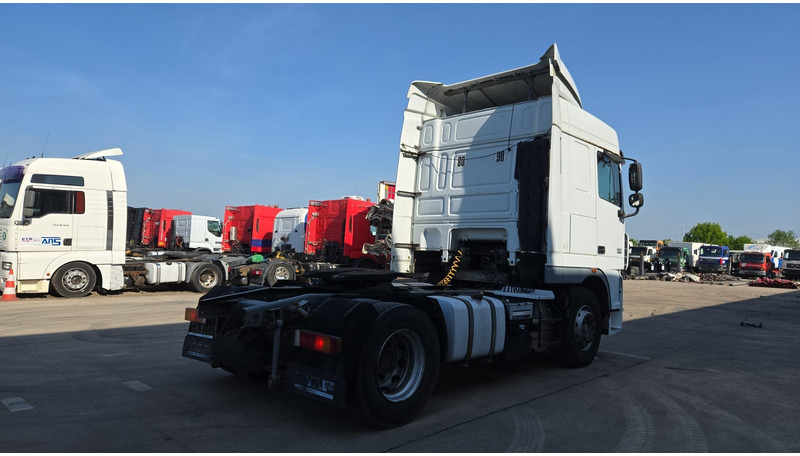 DAF XF 105.410 (BOITE MANUELLE / MANUAL GEARBOX) - Sattelzugmaschine: das Bild 5 DAF XF 105.410 (BOITE MANUELLE / MANUAL GEARBOX) - Sattelzugmaschine: das Bild 5