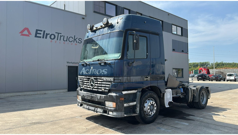 Mercedes-Benz Actros 1835 (EPS / V6 / 3 PEDALES / MP1 / PTO) - Sattelzugmaschine: das Bild 1 Mercedes-Benz Actros 1835 (EPS / V6 / 3 PEDALES / MP1 / PTO) - Sattelzugmaschine: das Bild 1