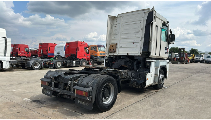 Renault Magnum AE 420 (2 CULLASE / MANUAL PUMP / POMPE MANUELLE / GRAND PONT / BIG AXLE) - Sattelzugmaschine: das Bild 4 Renault Magnum AE 420 (2 CULLASE / MANUAL PUMP / POMPE MANUELLE / GRAND PONT / BIG AXLE) - Sattelzugmaschine: das Bild 4