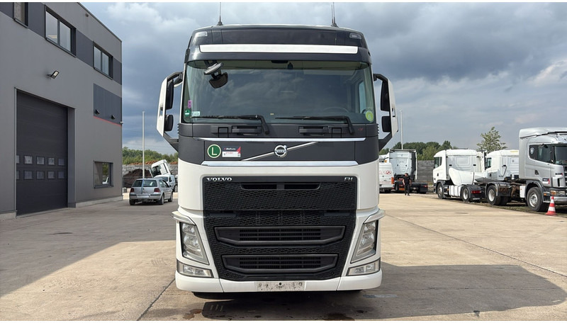 Volvo FH 460 (CHASSIS 2015 / PERFECT CONDITION / CLEAN CHASSIS) - Sattelzugmaschine: das Bild 4 Volvo FH 460 (CHASSIS 2015 / PERFECT CONDITION / CLEAN CHASSIS) - Sattelzugmaschine: das Bild 4