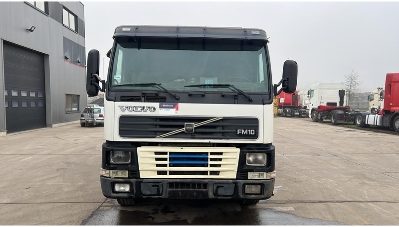 Volvo FM 10 - 320 (POMPE MANUELLE / MANUAL PUMP / MANUAL GEARBOX / BOITE MANUELLE) - Kipper: das Bild 2 Volvo FM 10 - 320 (POMPE MANUELLE / MANUAL PUMP / MANUAL GEARBOX / BOITE MANUELLE) - Kipper: das Bild 2