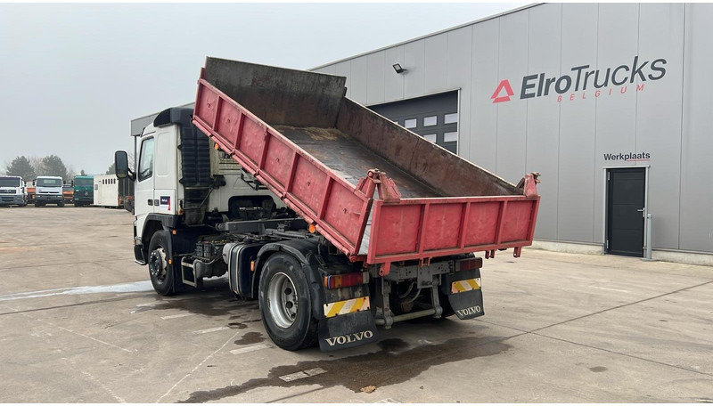 Volvo FM 10 - 320 (POMPE MANUELLE / MANUAL PUMP / MANUAL GEARBOX / BOITE MANUELLE) - Kipper: das Bild 4 Volvo FM 10 - 320 (POMPE MANUELLE / MANUAL PUMP / MANUAL GEARBOX / BOITE MANUELLE) - Kipper: das Bild 4