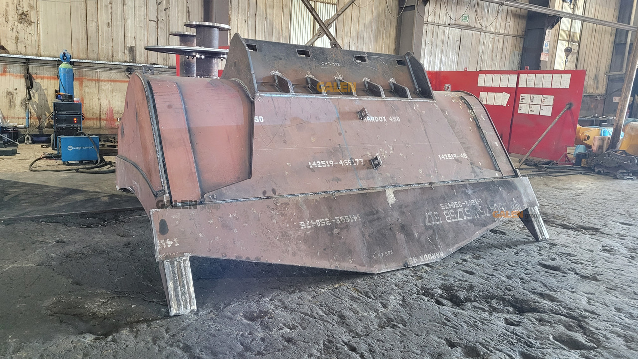 CATERPILLAR 988 Marble Attachments - Gabel für Radlader: das Bild 3 CATERPILLAR 988 Marble Attachments - Gabel für Radlader: das Bild 3