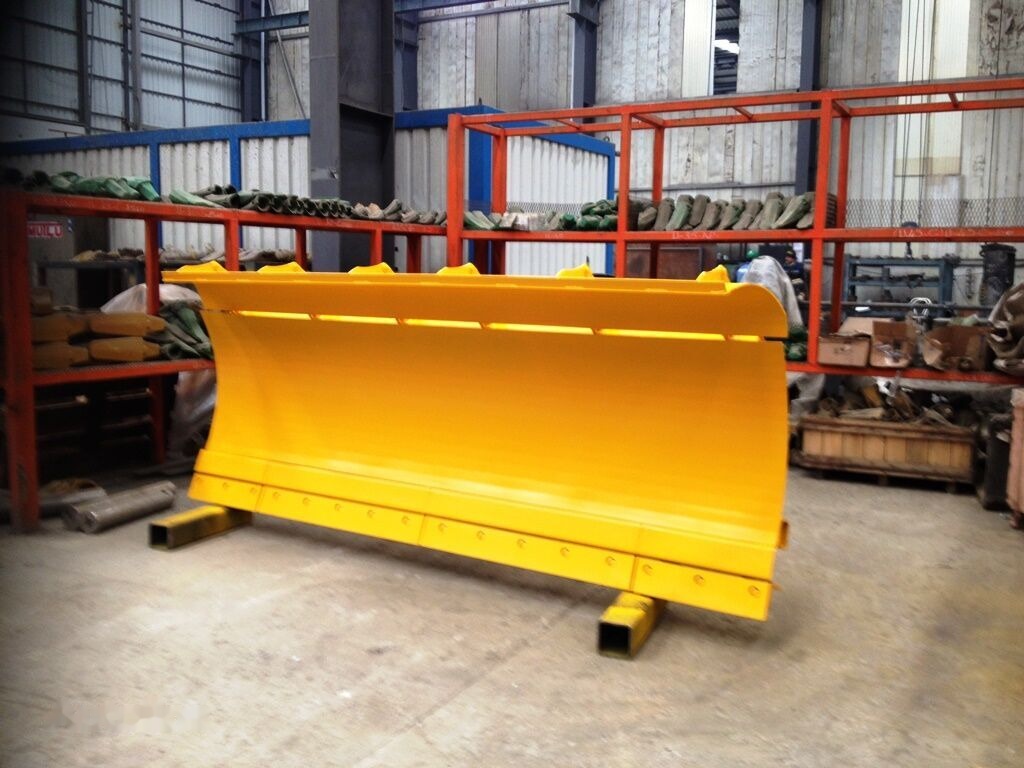 Caterpillar SNOW BLADES - Schneepflug: das Bild 2 Caterpillar SNOW BLADES - Schneepflug: das Bild 2