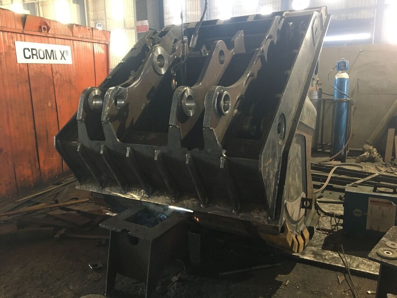 Doosan DX500 - Baggerschaufel: das Bild 3 Doosan DX500 - Baggerschaufel: das Bild 3