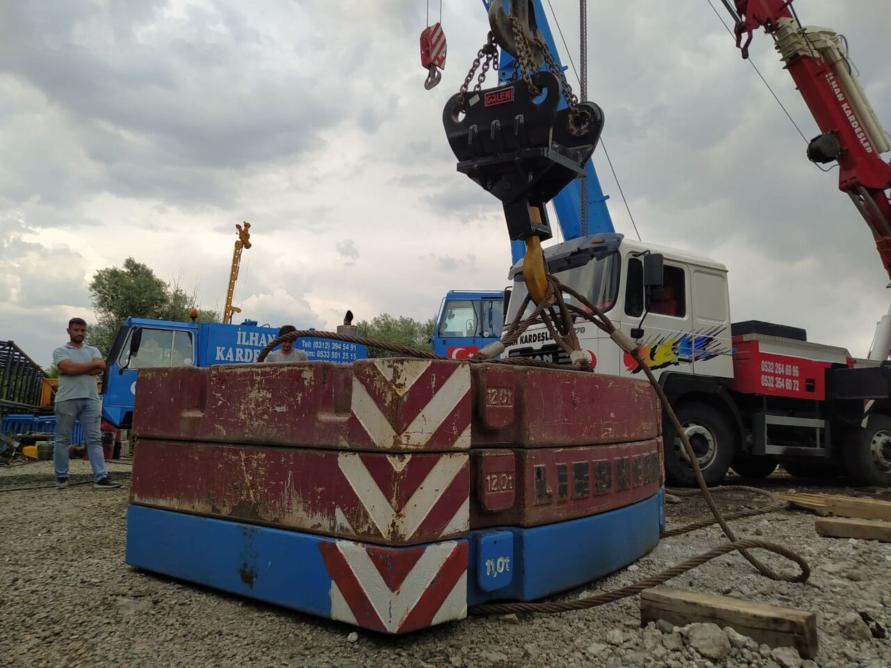 Galen CRANE LIFTING HOOK - Gegengewicht für Mobilkran: das Bild 1 Galen CRANE LIFTING HOOK - Gegengewicht für Mobilkran: das Bild 1