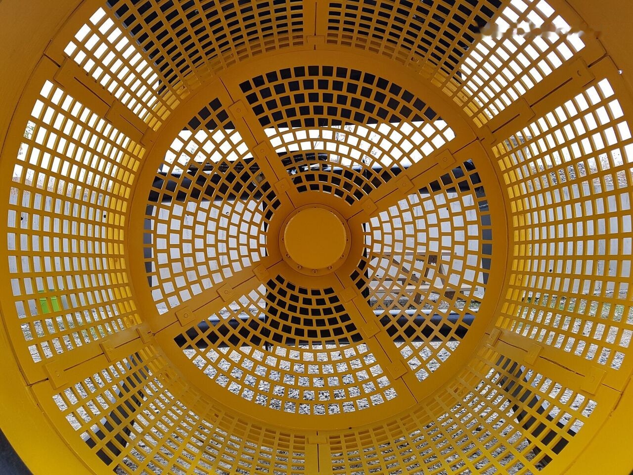 Hitachi Tamburlu Elek Kova (Rotary Screening Bucket) - Sortierschaufel: das Bild 1 Hitachi Tamburlu Elek Kova (Rotary Screening Bucket) - Sortierschaufel: das Bild 1
