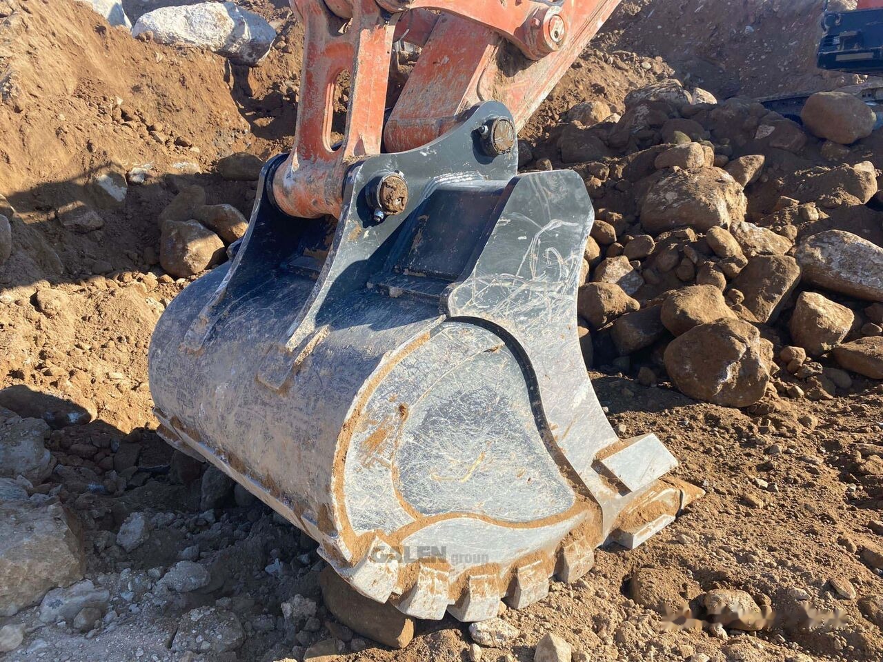 Hitachi ZX490 Heavy Duty Bucket - Baggerschaufel: das Bild 5 Hitachi ZX490 Heavy Duty Bucket - Baggerschaufel: das Bild 5