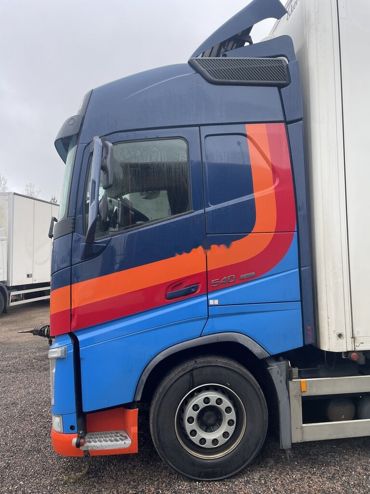 Volvo FH550 - Koffer LKW: das Bild 3 Volvo FH550 - Koffer LKW: das Bild 3