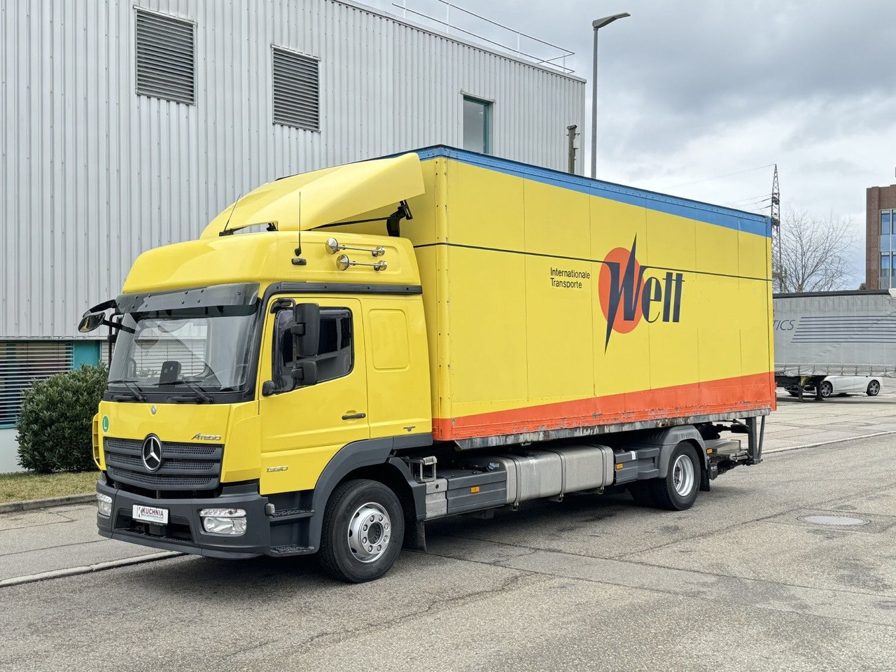Mercedes-Benz Atego 1330L no 1230 Gr.Haus AWL-Möbelkoffer ULBW - Koffer LKW: das Bild 2 Mercedes-Benz Atego 1330L no 1230 Gr.Haus AWL-Möbelkoffer ULBW - Koffer LKW: das Bild 2