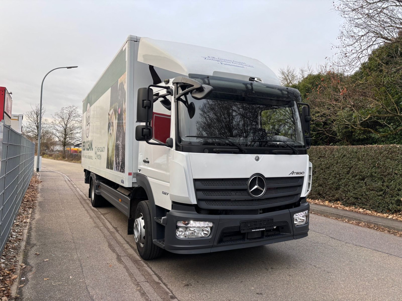 Mercedes-Benz Atego III 1327, Euro-6d, Klima, LBW, Kamera - Koffer LKW: das Bild 3 Mercedes-Benz Atego III 1327, Euro-6d, Klima, LBW, Kamera - Koffer LKW: das Bild 3