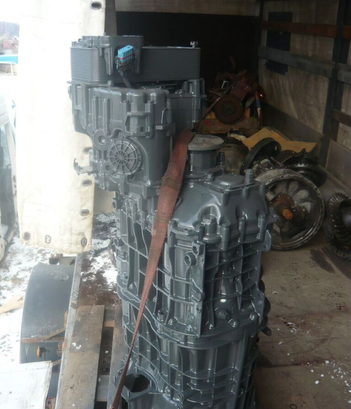DAF ZF16S2331TD IT DAF XF 105 460 E5 - Getriebe für LKW: das Bild 3 DAF ZF16S2331TD IT DAF XF 105 460 E5 - Getriebe für LKW: das Bild 3