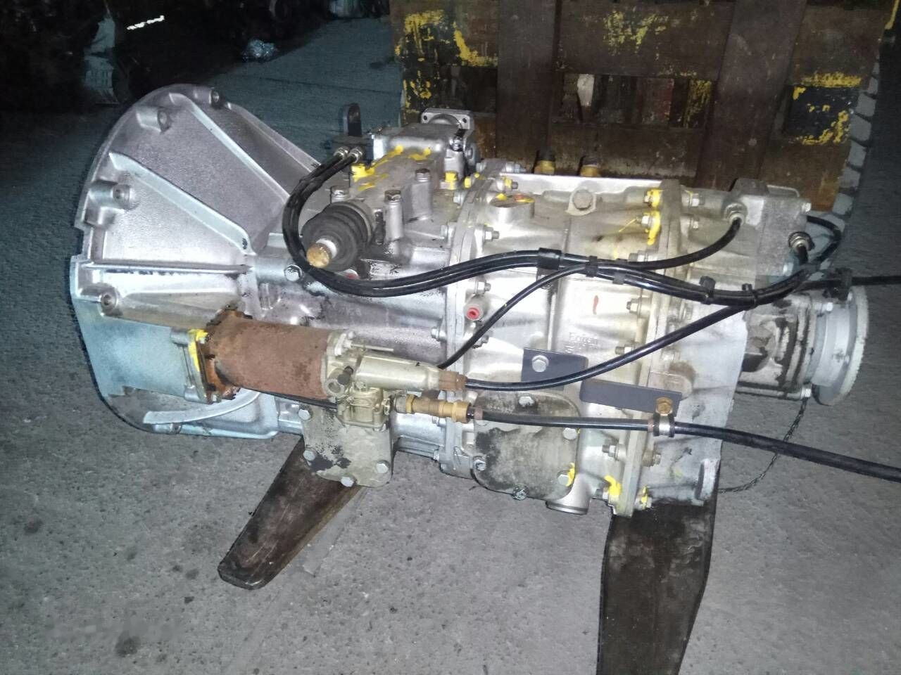 Eaton FS8309AV Renault Midlum Premium - Getriebe für LKW: das Bild 2 Eaton FS8309AV Renault Midlum Premium - Getriebe für LKW: das Bild 2