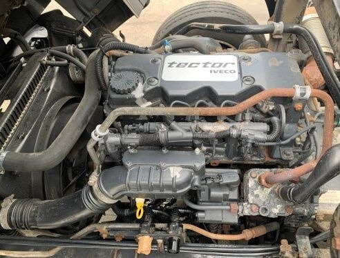 IVECO F4AE3481D IVECO EUROCARGO truck - Motor für LKW: das Bild 1 IVECO F4AE3481D IVECO EUROCARGO truck - Motor für LKW: das Bild 1