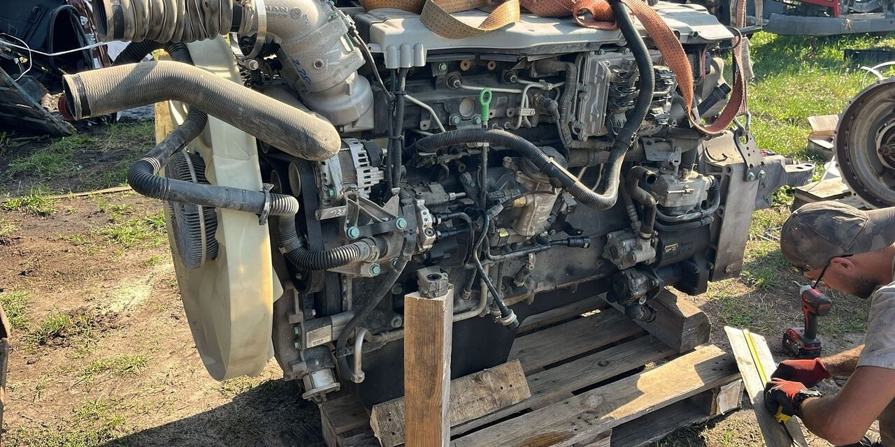 MAN D2676LF78 truck - Motor für LKW: das Bild 2 MAN D2676LF78 truck - Motor für LKW: das Bild 2