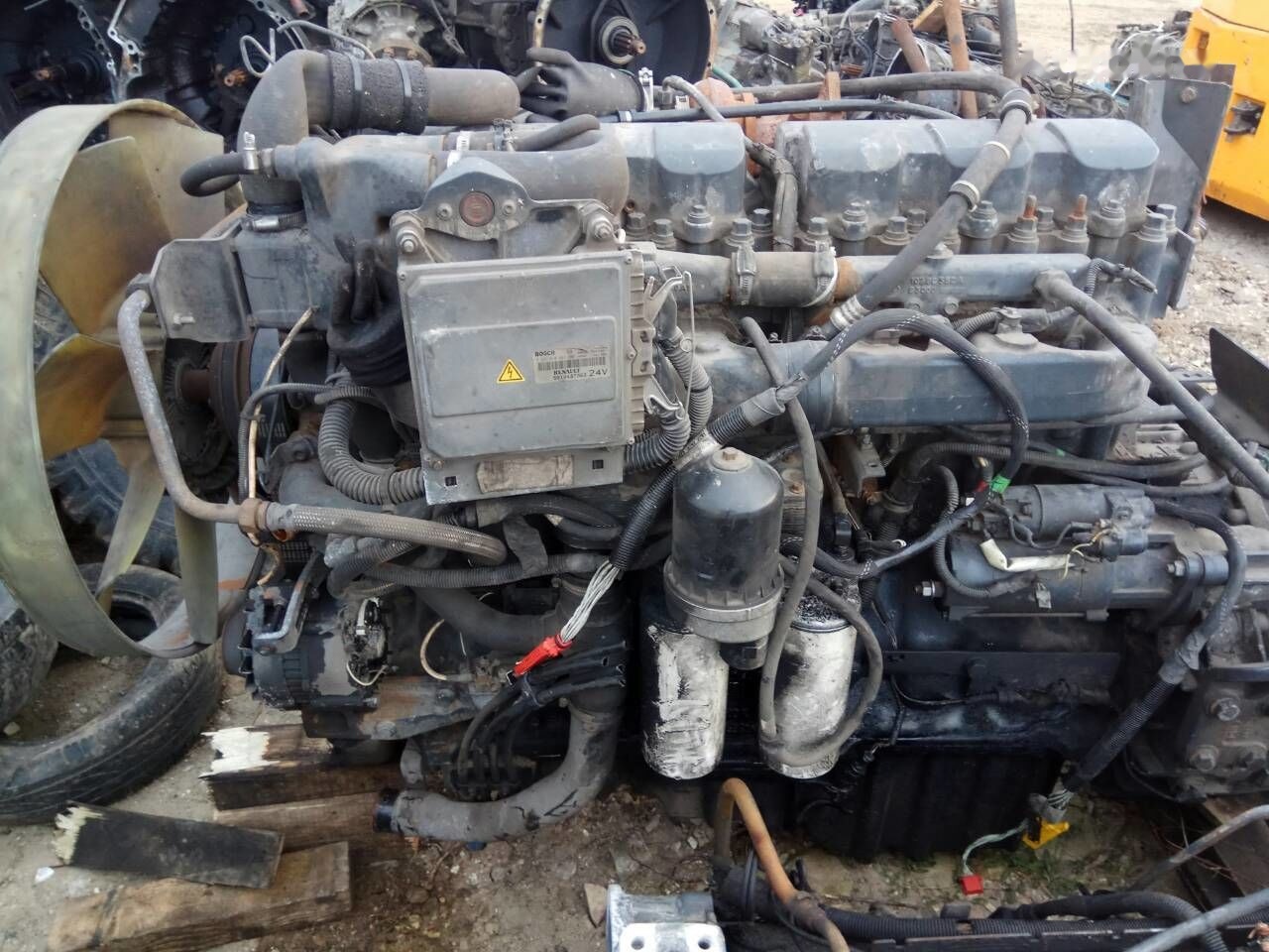 Renault E-TECH 440 Renault MAGNUM - Motor für LKW: das Bild 2 Renault E-TECH 440 Renault MAGNUM - Motor für LKW: das Bild 2