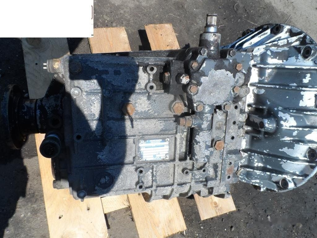 ZF S6-36 DAF - Getriebe für LKW: das Bild 2 ZF S6-36 DAF - Getriebe für LKW: das Bild 2