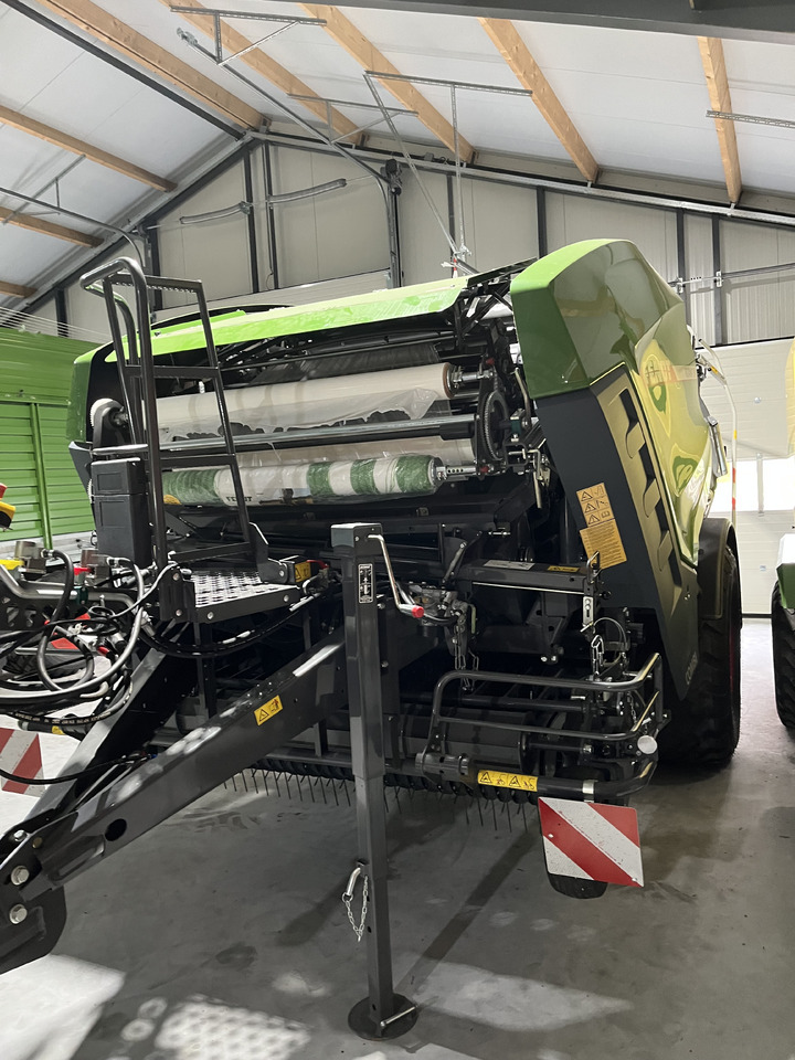 FENDT Rotana 130F Combi MY24 - Ballenwickelgerät: das Bild 4 FENDT Rotana 130F Combi MY24 - Ballenwickelgerät: das Bild 4