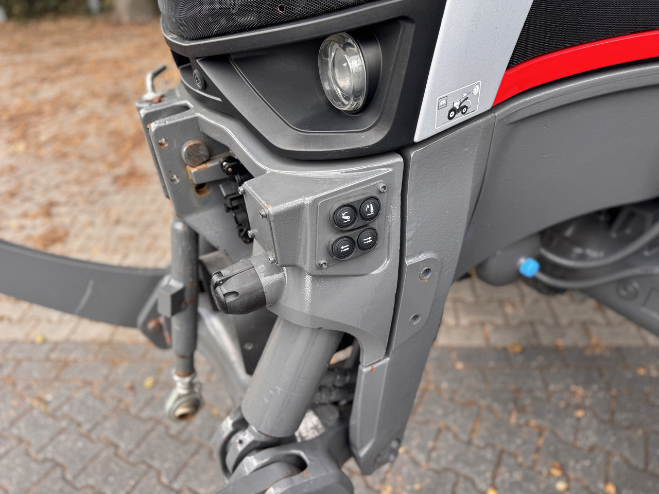 Traktor MASSEY FERGUSON 8s.205 Dyna7 Exclusive: das Bild 8 Traktor MASSEY FERGUSON 8s.205 Dyna7 Exclusive: das Bild 8