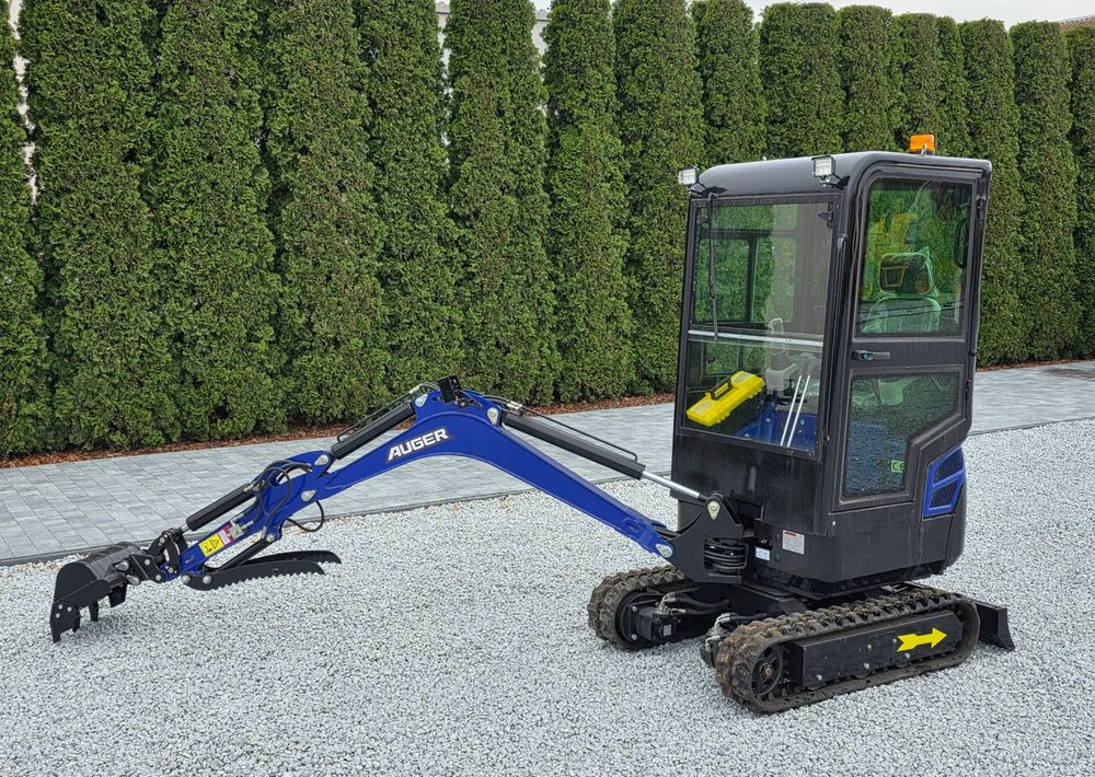 Kubota NOWA MINIKOPARKA AUGER HT 18, SILNIK KUBOTA, 3 ŁYŻKI - Minibagger: das Bild 1 Kubota NOWA MINIKOPARKA AUGER HT 18, SILNIK KUBOTA, 3 ŁYŻKI - Minibagger: das Bild 1