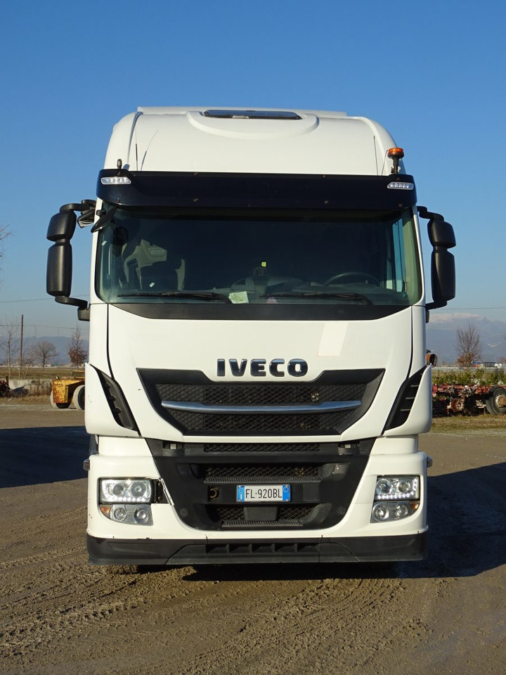 IVECO STRALIS 450 - Sattelzugmaschine: das Bild 5 IVECO STRALIS 450 - Sattelzugmaschine: das Bild 5