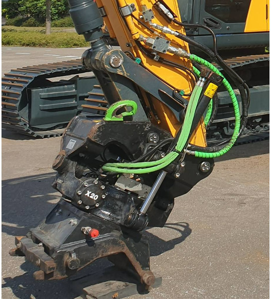 STEELWRIST Tiltrotator X20 CW20 HW180 - Anbauteil für Baumaschine: das Bild 2 STEELWRIST Tiltrotator X20 CW20 HW180 - Anbauteil für Baumaschine: das Bild 2