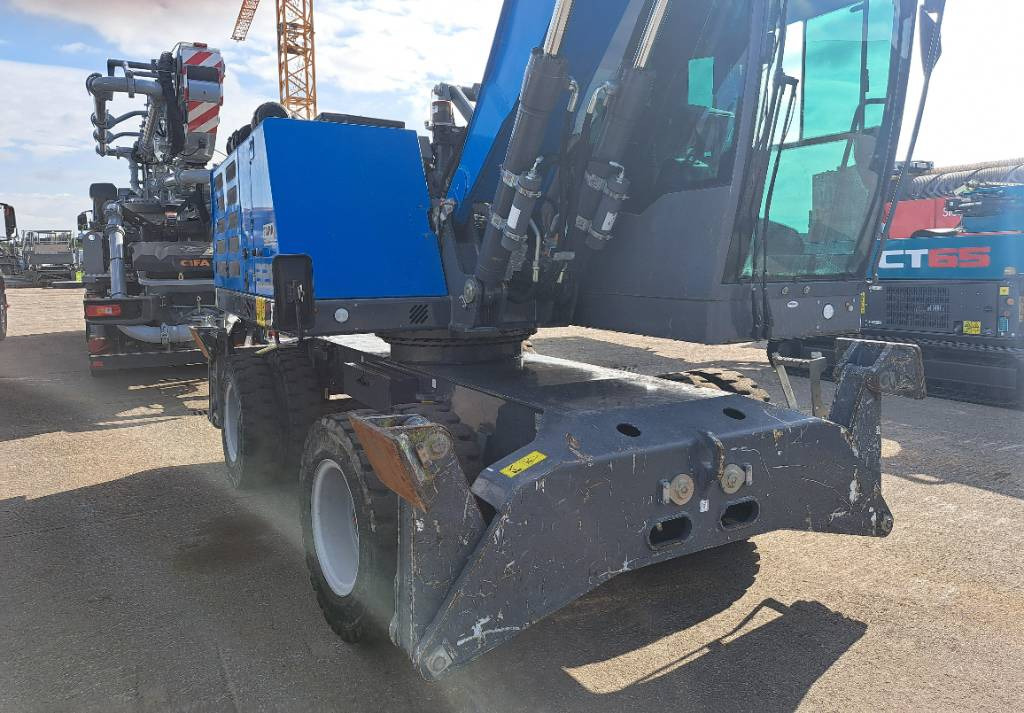 Fuchs MHL320F - Umschlagbagger: das Bild 5 Fuchs MHL320F - Umschlagbagger: das Bild 5