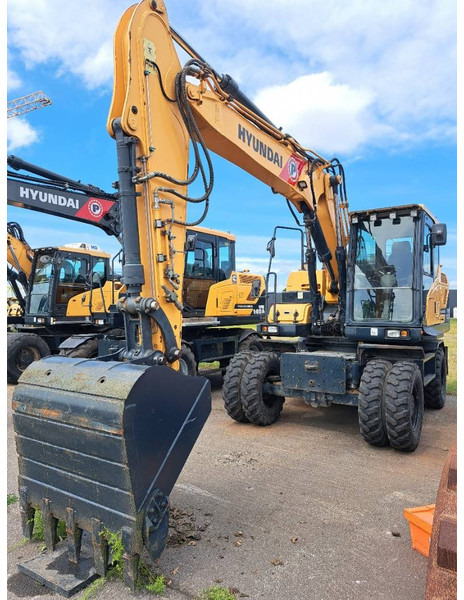 Hyundai HW140 - Mobilbagger: das Bild 4 Hyundai HW140 - Mobilbagger: das Bild 4