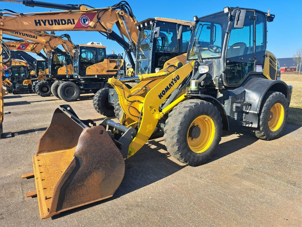Komatsu WA100-8E0 - Radlader: das Bild 2 Komatsu WA100-8E0 - Radlader: das Bild 2