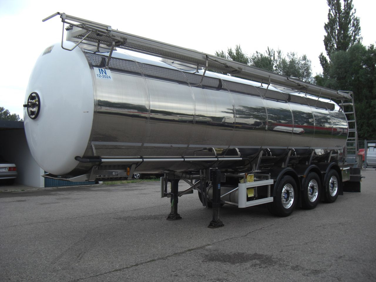 Magyar SRMAGD / BIERTANKER - Tankauflieger: das Bild 1 Magyar SRMAGD / BIERTANKER - Tankauflieger: das Bild 1