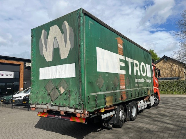 Mercedes Benz Actros 2642 6x2 Mega BDF met zeilbak - Plane LKW: das Bild 3 Mercedes Benz Actros 2642 6x2 Mega BDF met zeilbak - Plane LKW: das Bild 3