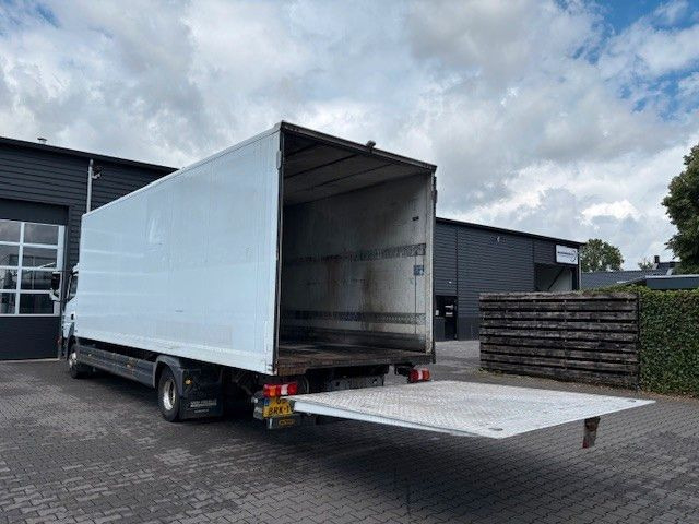 Mercedes-Benz Atego 1221 - Koffer LKW: das Bild 4 Mercedes-Benz Atego 1221 - Koffer LKW: das Bild 4