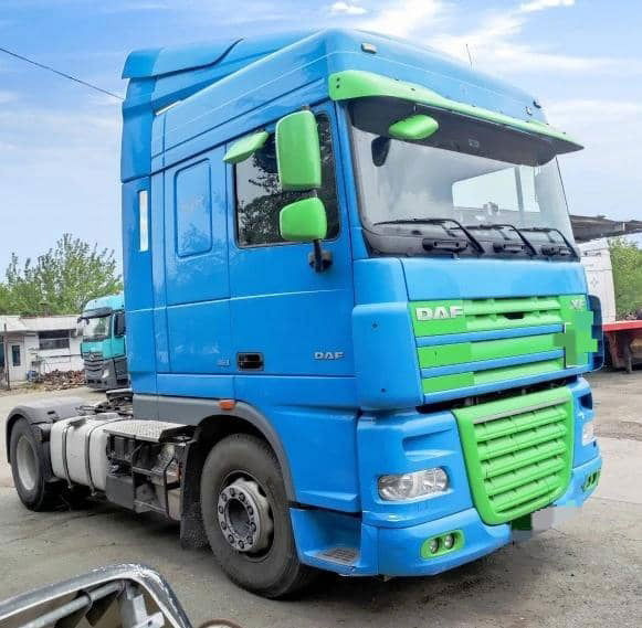 DAF XF 105.460 Tractor unit - Sattelzugmaschine: das Bild 2 DAF XF 105.460 Tractor unit - Sattelzugmaschine: das Bild 2