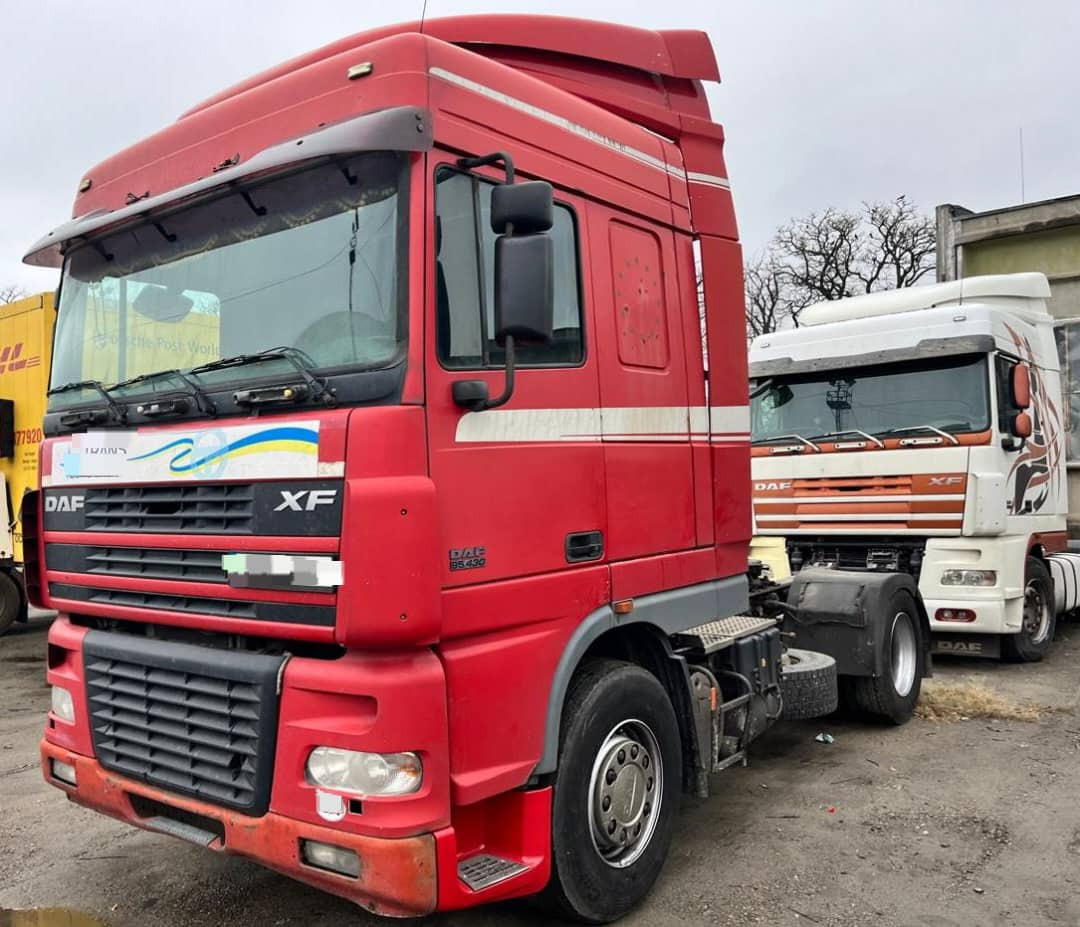 DAF XF 95 - Sattelzugmaschine: das Bild 2 DAF XF 95 - Sattelzugmaschine: das Bild 2