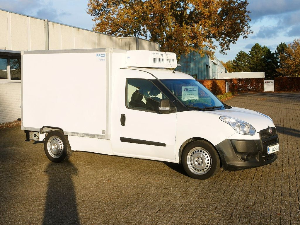 Fiat DOBLO 1.6 KUHLKOFFER CARRIER XARIOS -20 / AIRCO - Kühltransporter: das Bild 3 Fiat DOBLO 1.6 KUHLKOFFER CARRIER XARIOS -20 / AIRCO - Kühltransporter: das Bild 3