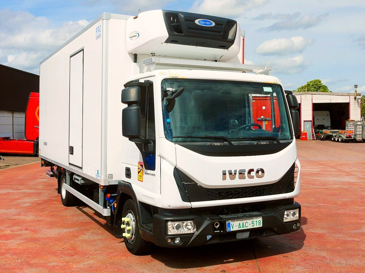 Iveco 100E19 KUHLKOFFER CARRIER SUPRA 550 luft fed A/C - Kühlkoffer LKW: das Bild 1 Iveco 100E19 KUHLKOFFER CARRIER SUPRA 550 luft fed A/C - Kühlkoffer LKW: das Bild 1