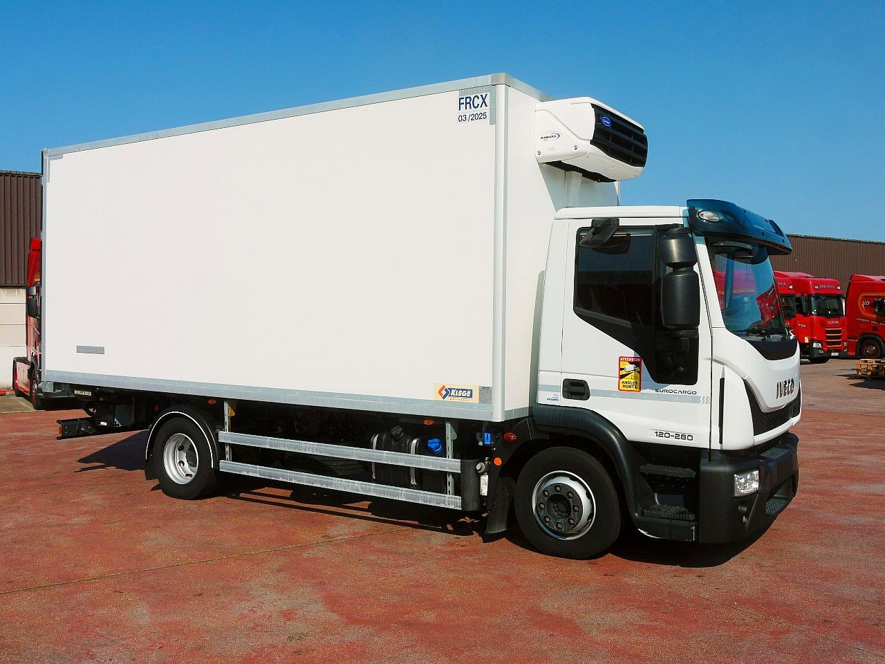 Iveco 120E28 KUHLKOFFER FLEISH BAHNEN CARRIER XARIOS - Kühlkoffer LKW: das Bild 3 Iveco 120E28 KUHLKOFFER FLEISH BAHNEN CARRIER XARIOS - Kühlkoffer LKW: das Bild 3