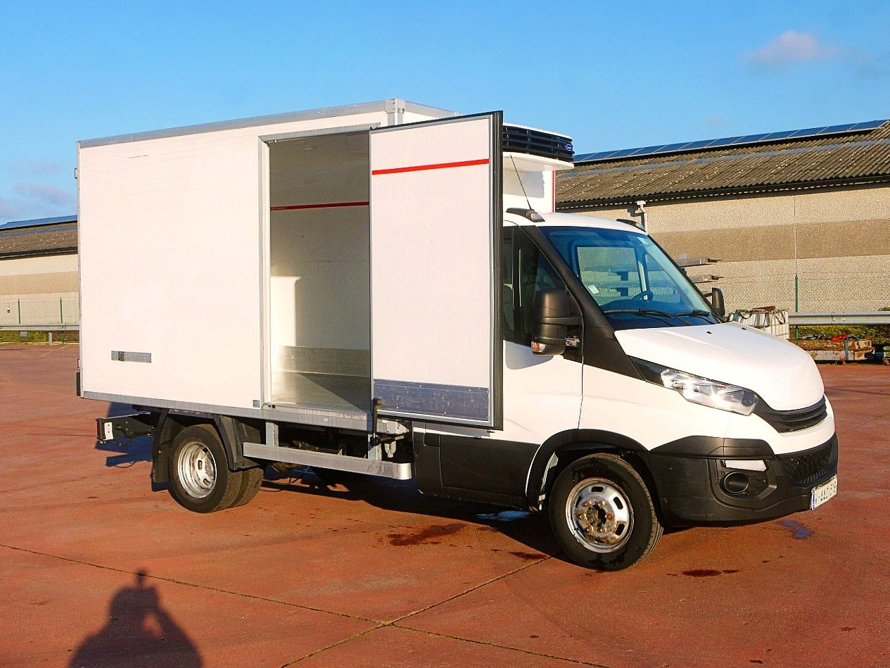 Iveco 35C14 DAILY KUHLKOFFER CARRIER XARIOS 350 -20C - Kühltransporter: das Bild 3 Iveco 35C14 DAILY KUHLKOFFER CARRIER XARIOS 350 -20C - Kühltransporter: das Bild 3