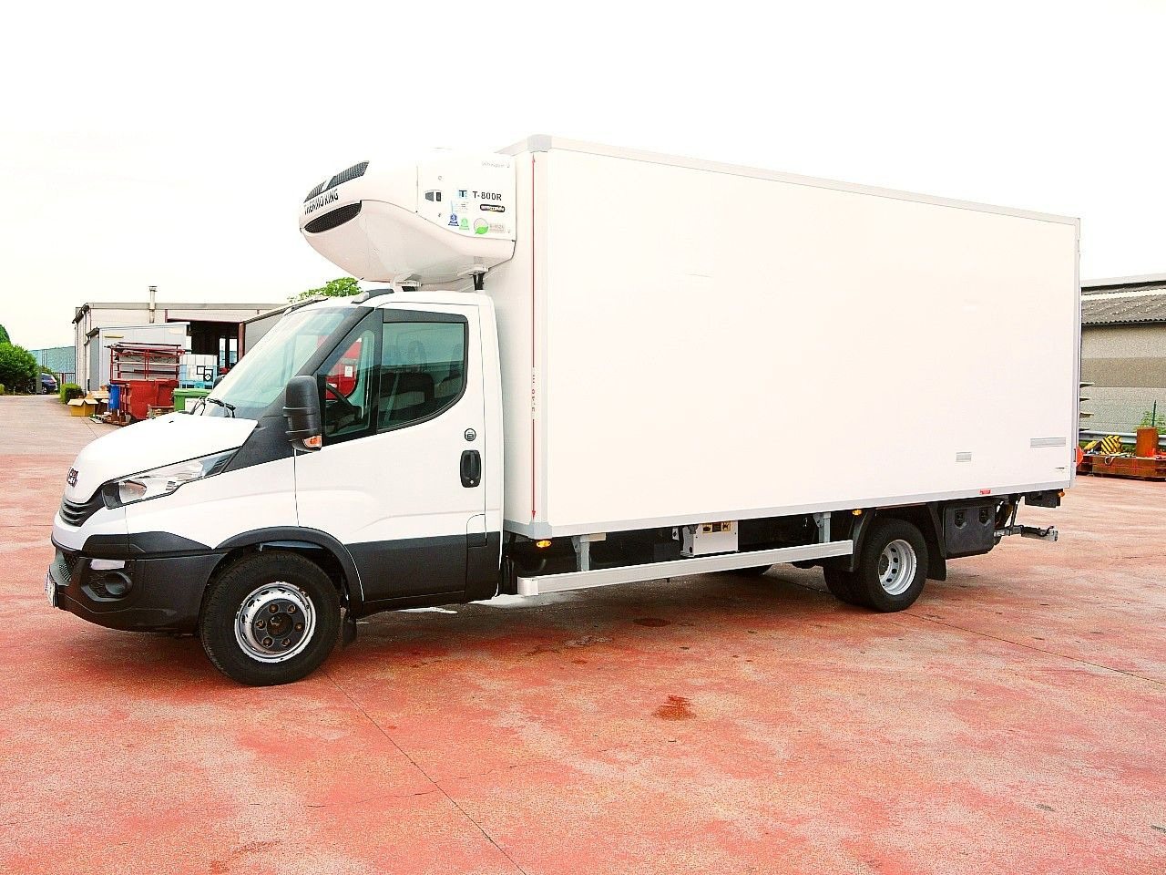 Iveco 72C21 70 65 DAILY THERMOKING T800 A/C LBW LUFT - Kühltransporter: das Bild 4 Iveco 72C21 70 65 DAILY THERMOKING T800 A/C LBW LUFT - Kühltransporter: das Bild 4