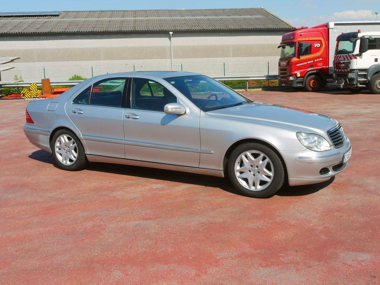 Mercedes-Benz COMAND Bi-XENON SCHIEBEDACH SOFTCLOSE ... - Limousine: das Bild 3 Mercedes-Benz COMAND Bi-XENON SCHIEBEDACH SOFTCLOSE ... - Limousine: das Bild 3